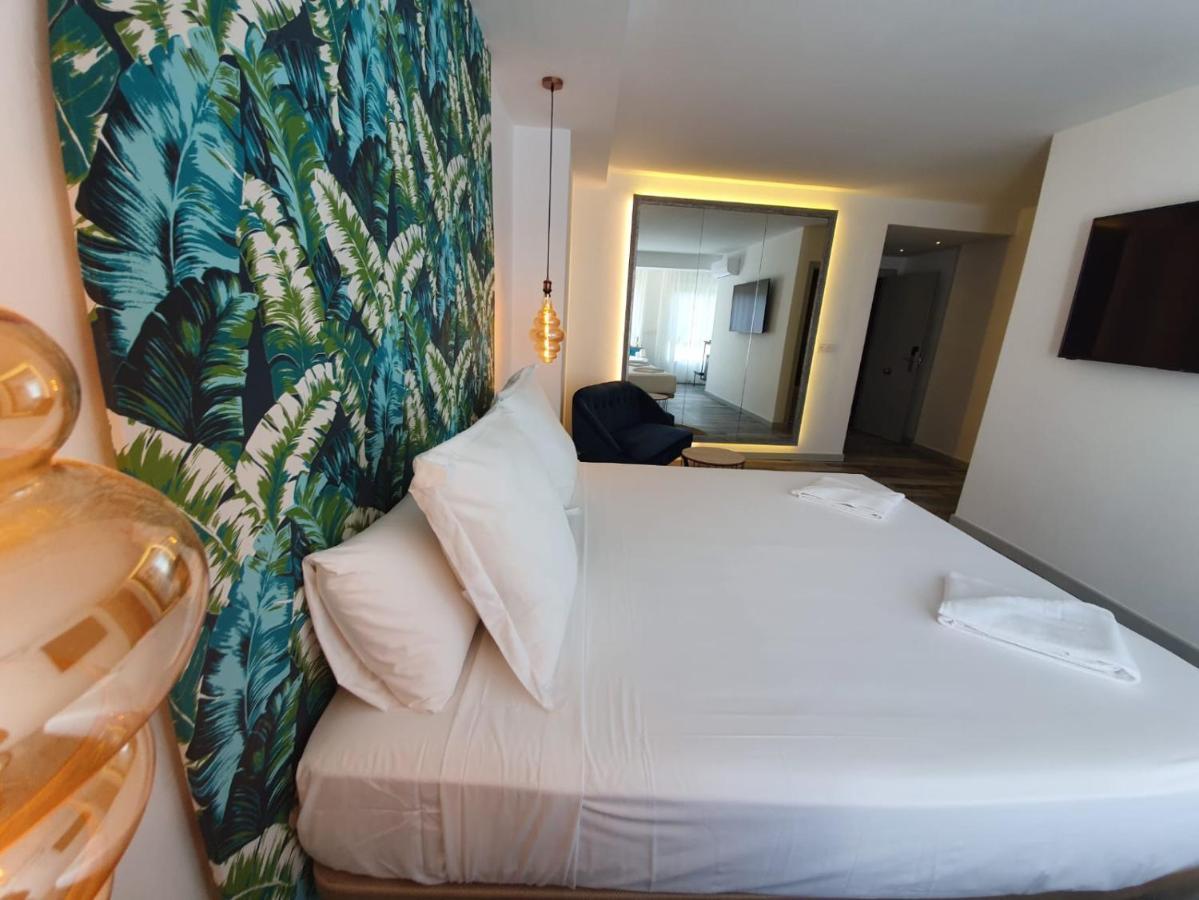 Reina Victoria Prado Sastre Apartment Аликанте Екстериор снимка